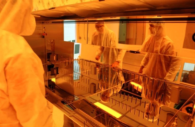 Clean room certification testing in a controlled environment