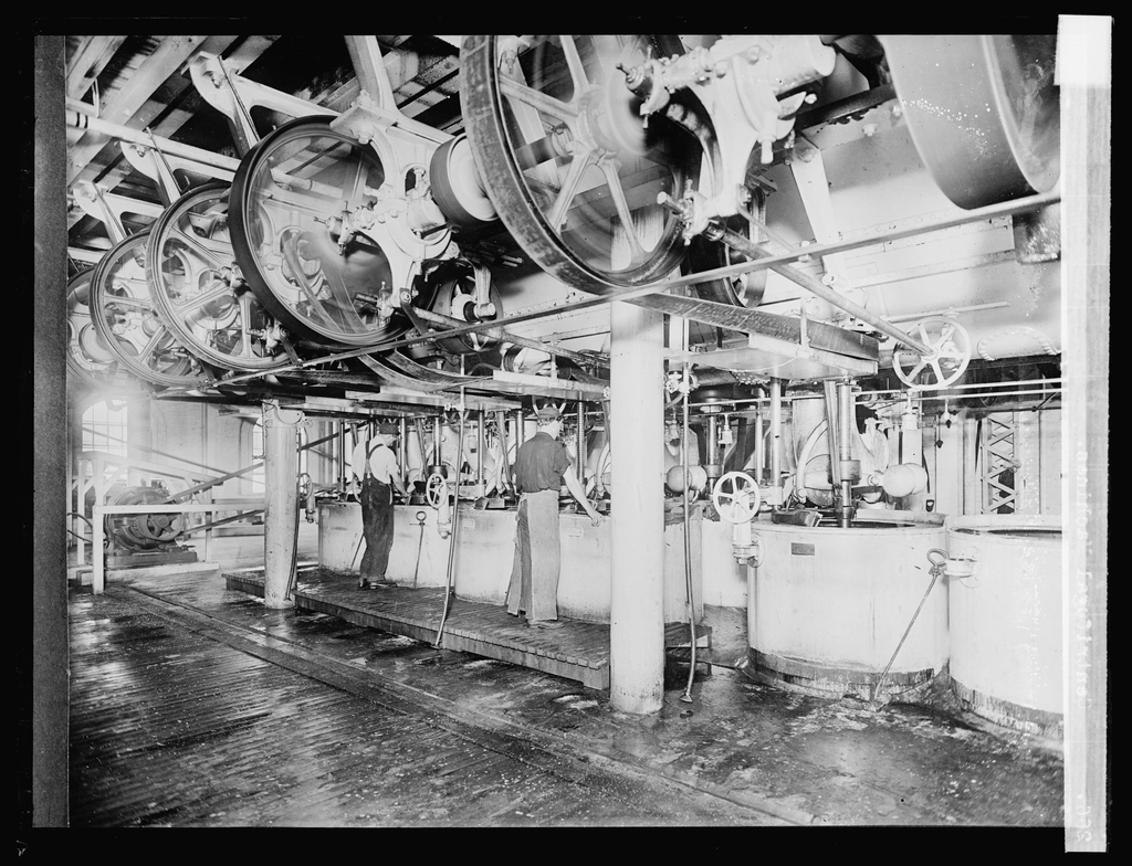Lux level measurement in a controlled area
